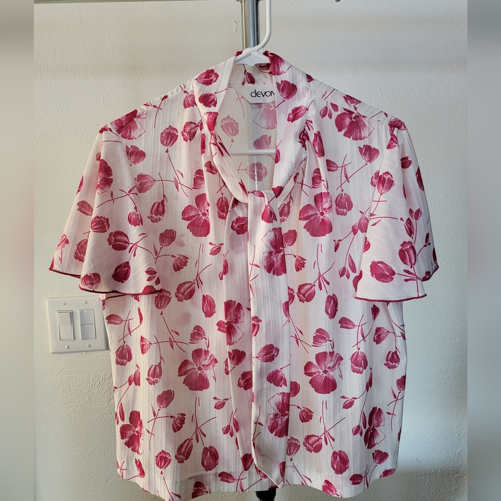 Devon Windsor Floral Print Blouse - Pink
